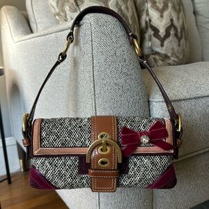 Exquisite Original Coach Limited Edition Pristine Bag Preserved to Perfection.